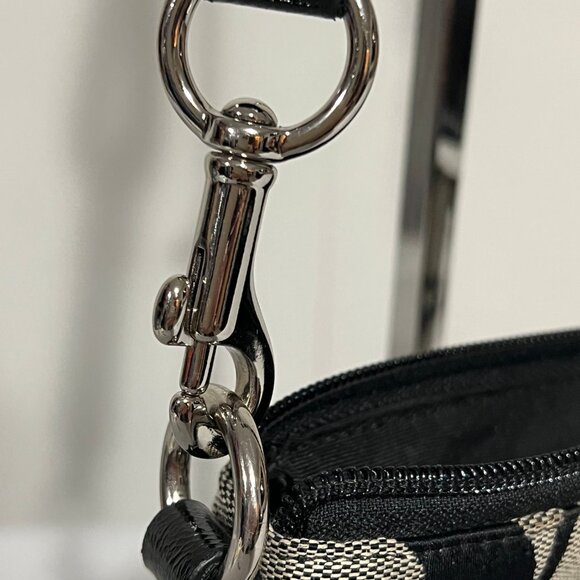 Coach Signature Crossbody Bag NWOT - Picture 3 of 12